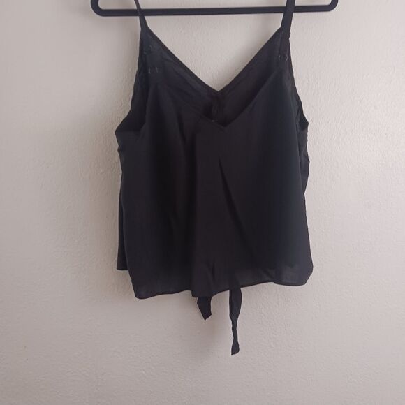 Torrid Challis Button Down Tie Front black Crop size 2X - Picture 5 of 6